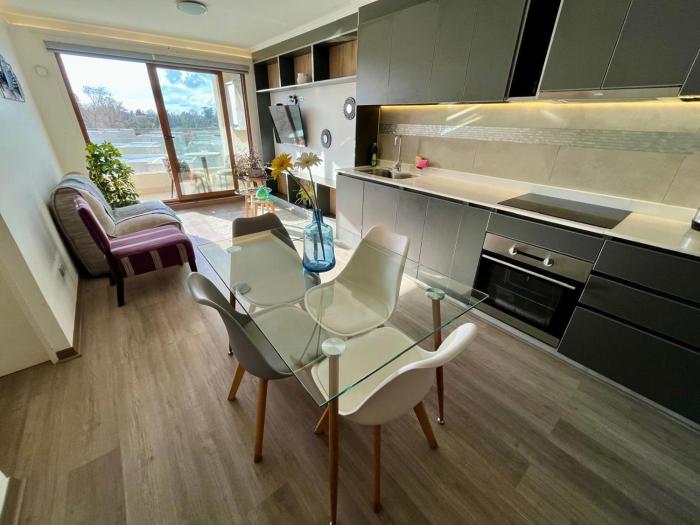 Moderno Departamento Equipado Estacionamiento Privado 2D-2B con Excelente ubicación en Los Ángeles