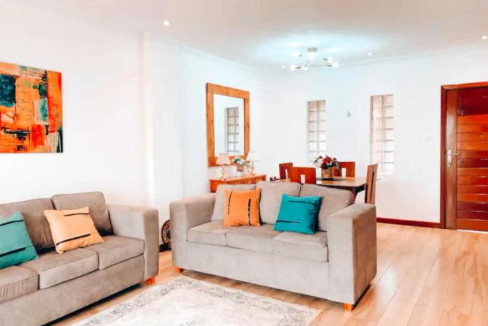 NestedIn Spacious En-suite Room in a 2 Bedroom Apartment