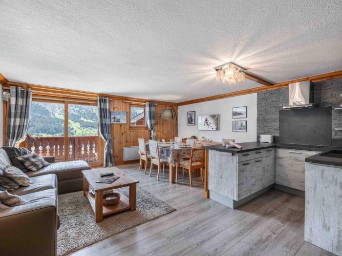 Appartement familial au pied des pistes avec parking à Méribel - FR-1-565-128