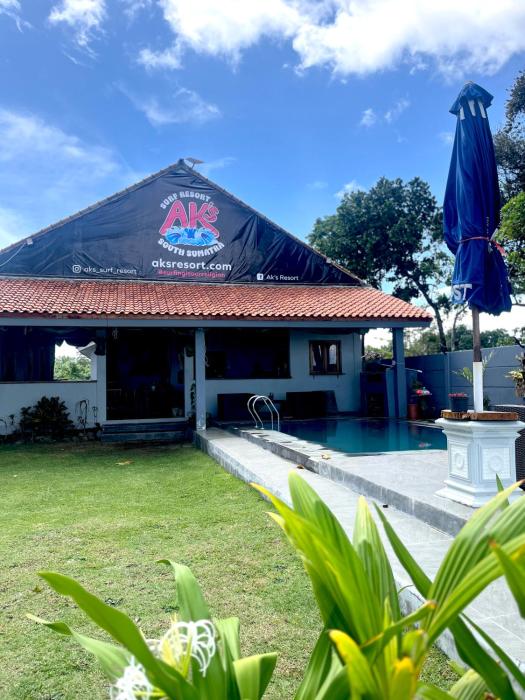 AKs Surf Resort