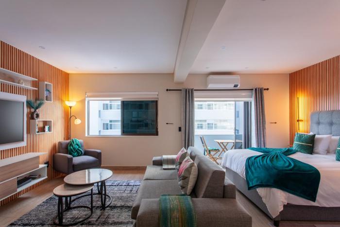 Hideaway Studio at Bay Point