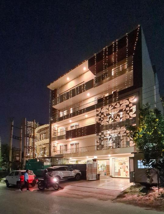 Hotel Golf View Sakura & Suites