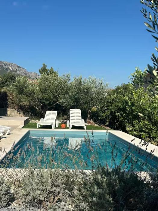 Eden Holiday House with private Pool and Vineyard