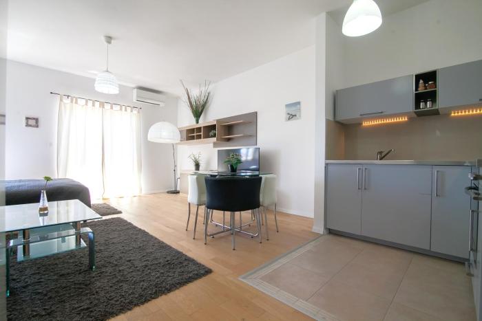 Brattia Studio Apartment