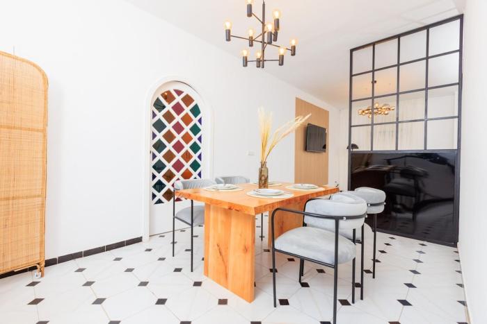 Modern Elegance 2BR in the Heart of Agdal