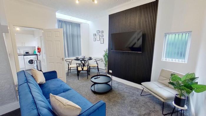 2BR-NearCityCentre-WiFi-Parking-Garden