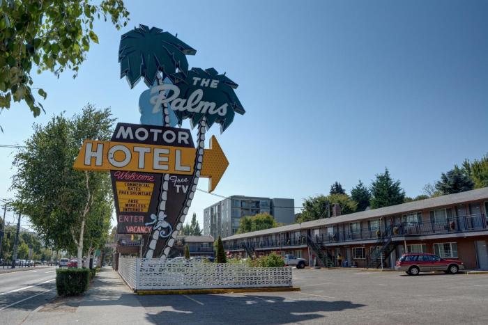 The Palms Motel