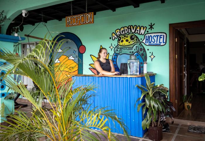 Argdivan Hostel