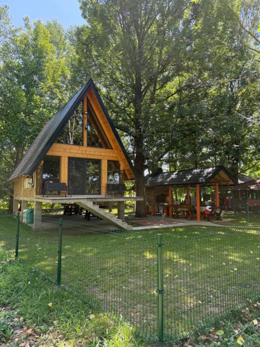 Vikendica na Drini Natasa