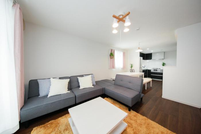 Higashi Rokugo BLACK by Tranova