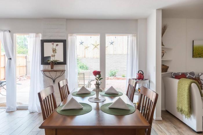Uptown Sedona Haven with Red Rock Views and Pet Friendly Courtyard
