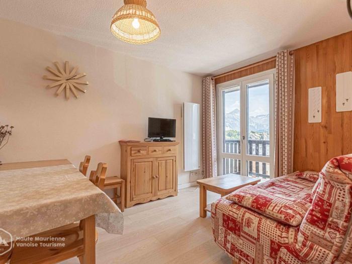 Charmant appartement savoyard pour 5 pers. avec parking - FR-1-840-25