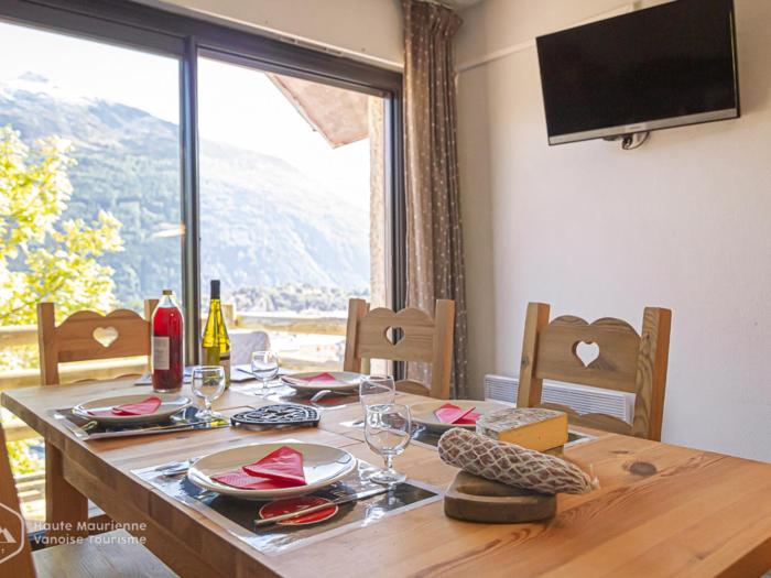 Aussois - Appt 6 pers, 2 pièces, terrasse, WIFI, animaux admis - FR-1-840-5
