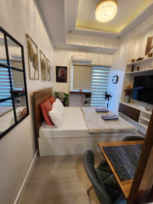 Studio in Azure with Arayat View