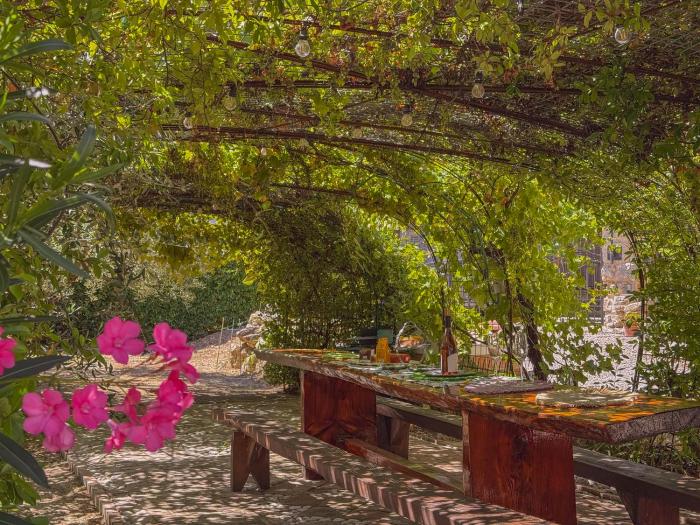 Villa Antolina - Yellow Suite by Host Hero