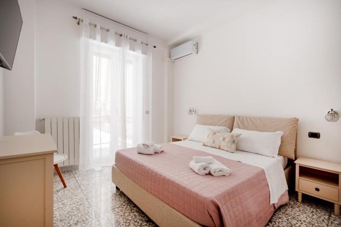 AuGuStea - Studio Home