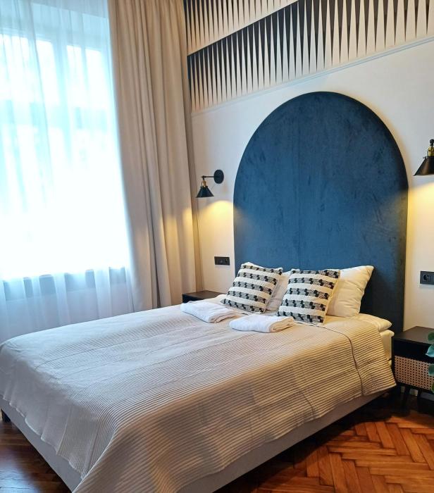 TRUE COLORS Apartments - Old Town - Wawel Hill - Vistula River - by Homelike Krakow