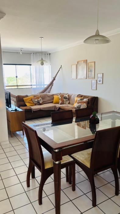 Apartamento amplo, perto de tudo