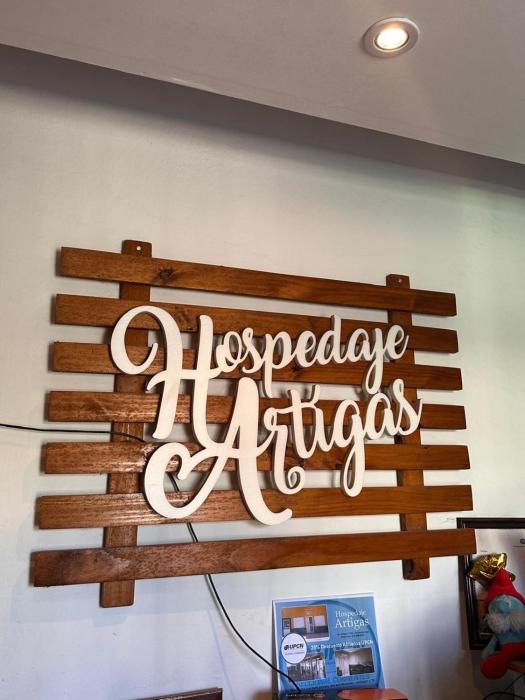 Hospedaje En Avenida Artigas 1