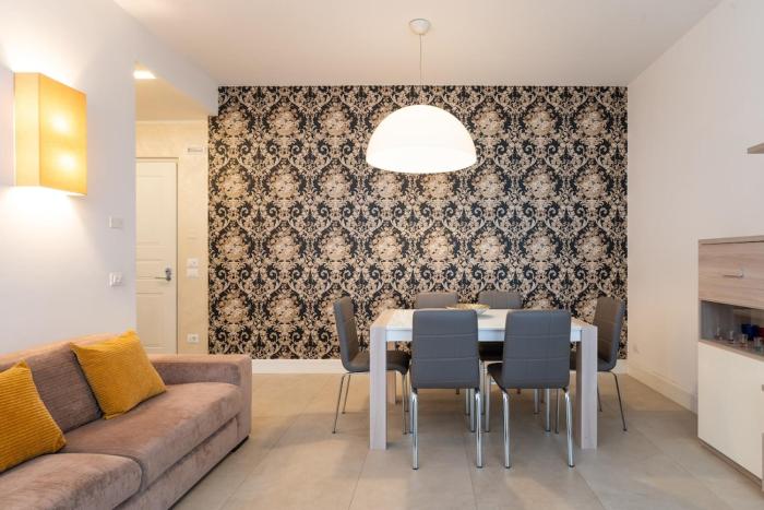 Next to Verona Arena - Re Home