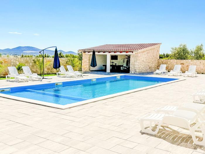 Apartment Zubčić-3 by Interhome