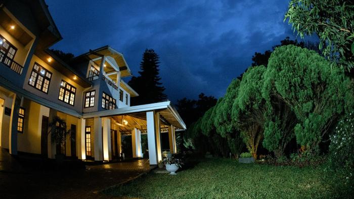 Richmond Hill Estate bungalow