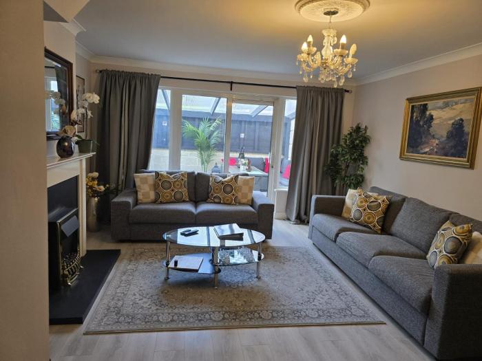 Dreams and Homes -entire home