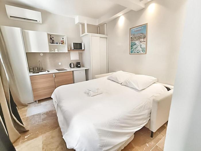 Le Loubon By La Familia