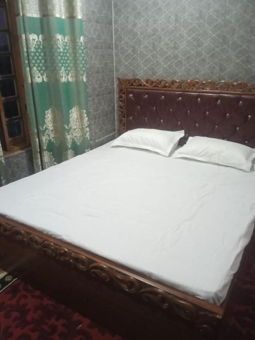 A Hidden Gem with Mountain view