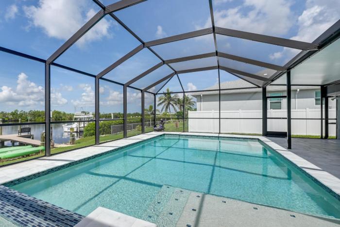 Canalfront Port Charlotte Getaway w Boat Dock!