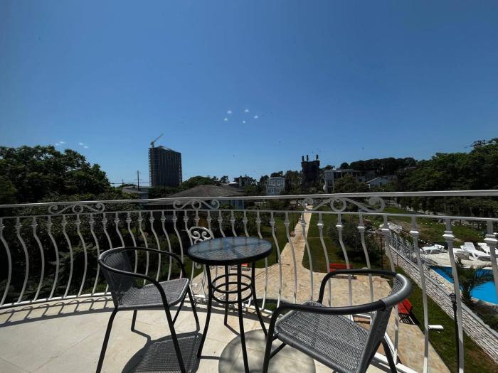 Гостевой дом Добрые Традиции Good Traditions Guest House