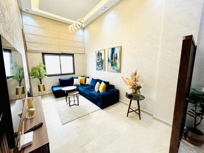 Casablanca Luxury Studio Apartment Steps to the Beach