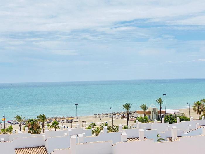 Soleado apartamento reformado 2 hab. en Playamar