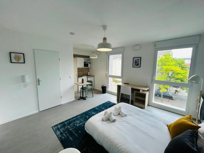 We Live In R - Suite 301