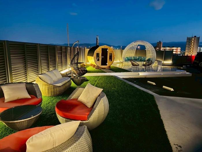 Luxury Hills - Vacation STAY 19539