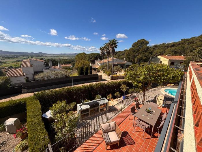 Dublin 2 - LEstartit, Torre Vella - ES-323-63