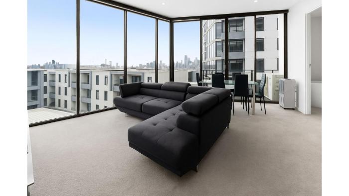 Portside Bliss Your Urban Escape in Melbourne