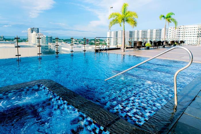 Convenient City Stay in Iloilo Business Park