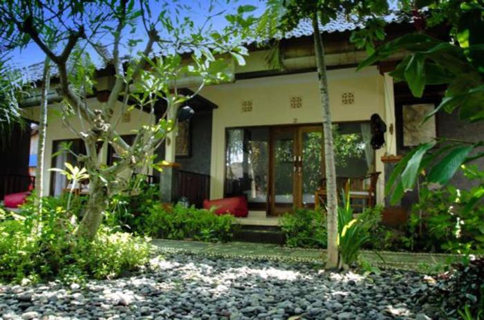 Dhita Bila Dive & Bungalows