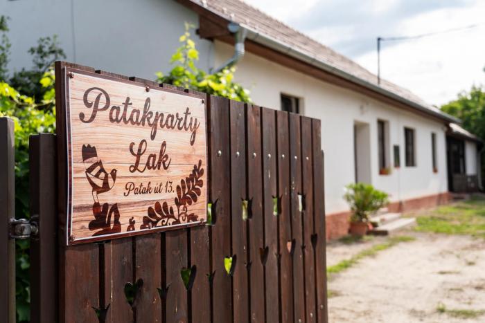 Patakparty Lak