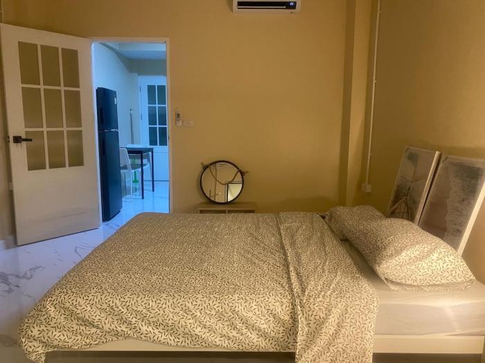 1 Bed Nr IKEA 15Mins to Airport