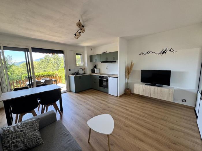 joli studio lumineux dans environnement calme