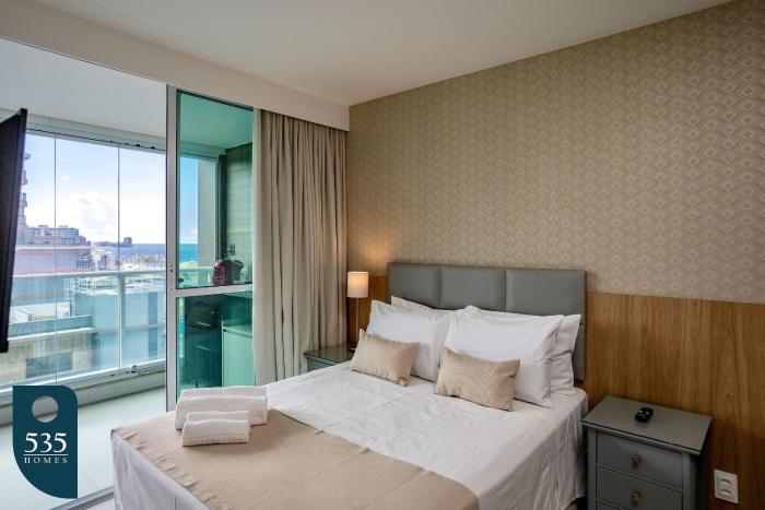 Apartamento na Barra a 200m do Farol