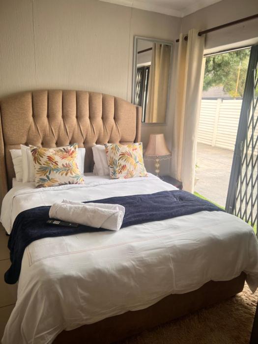 17 Byvanger Luxury Home Deluxe Queen Suite Room 2