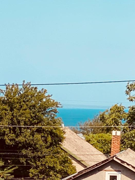 Сдам две комнаты возле моря