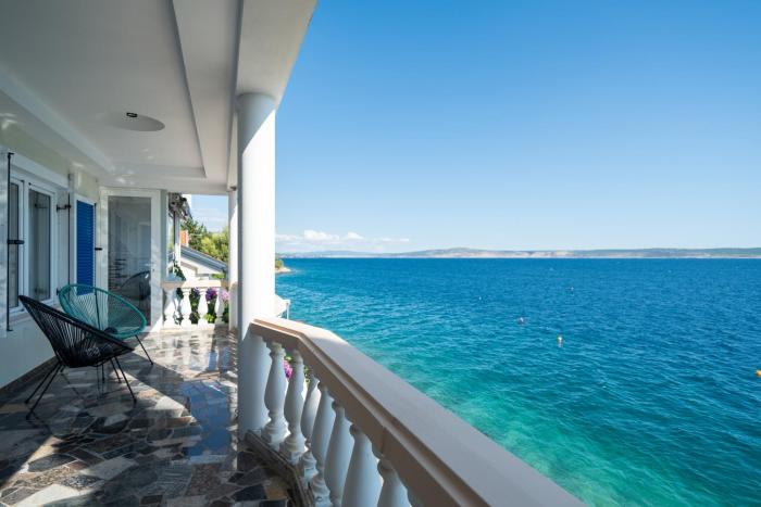 SeVeN Holiday home - Beachfront by the Sea, Velebit, Nature