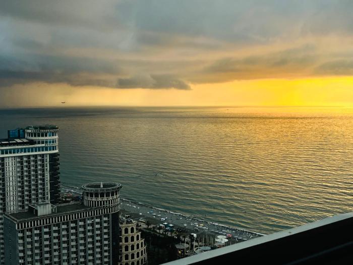 HappyRent Orbi block C Sea & Mountain view