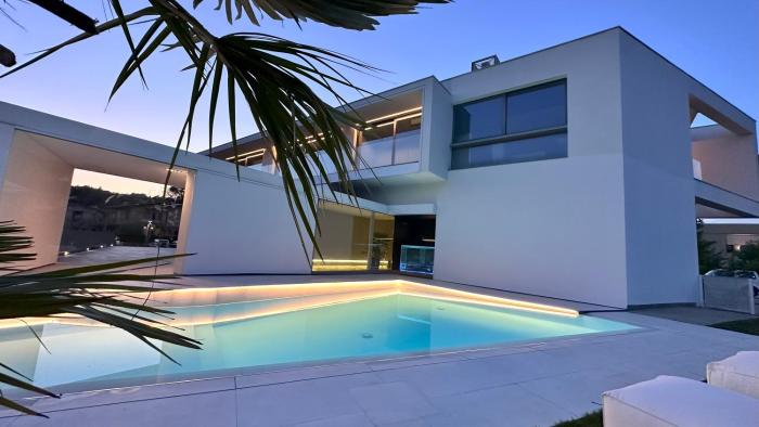 Bilor Luxury Holidays