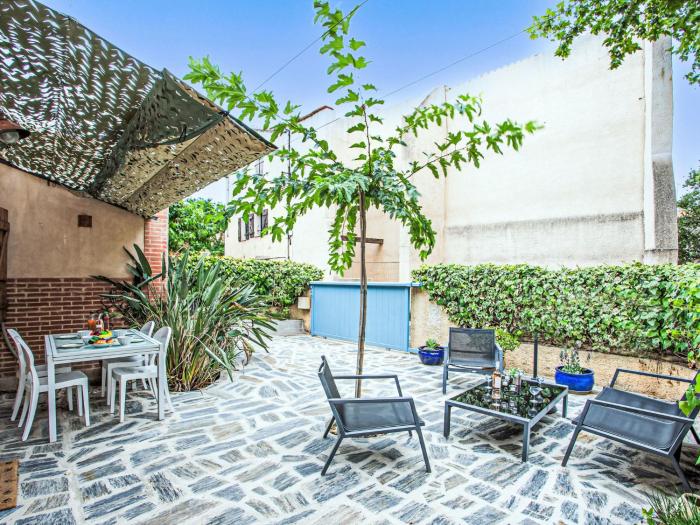 Holiday Home Tour Carrée by Interhome