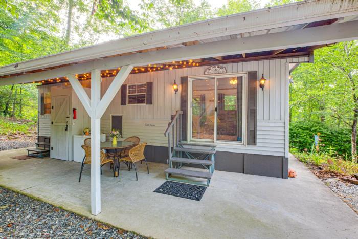 Hike, Swim, Ski and More Pet-Friendly Newland Home!